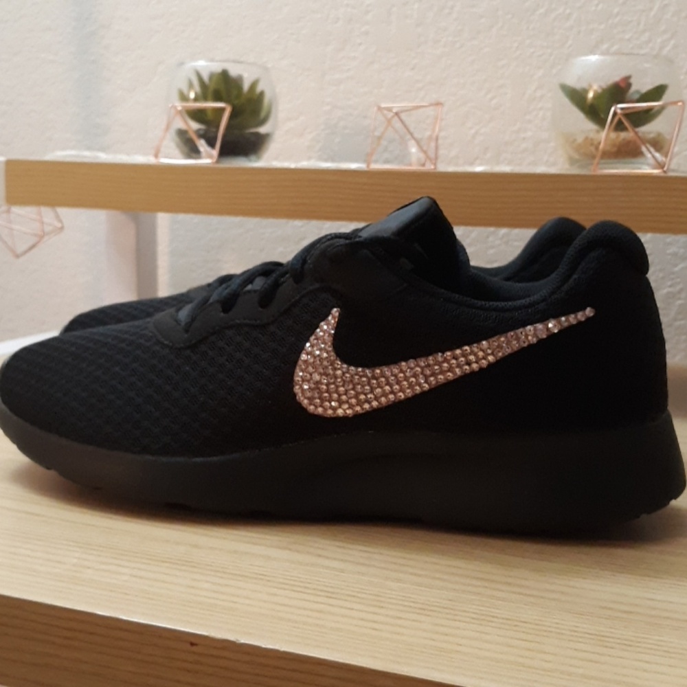 NEW NIKE Black and rose gold Tanjun Bling - Picture 4 of 6